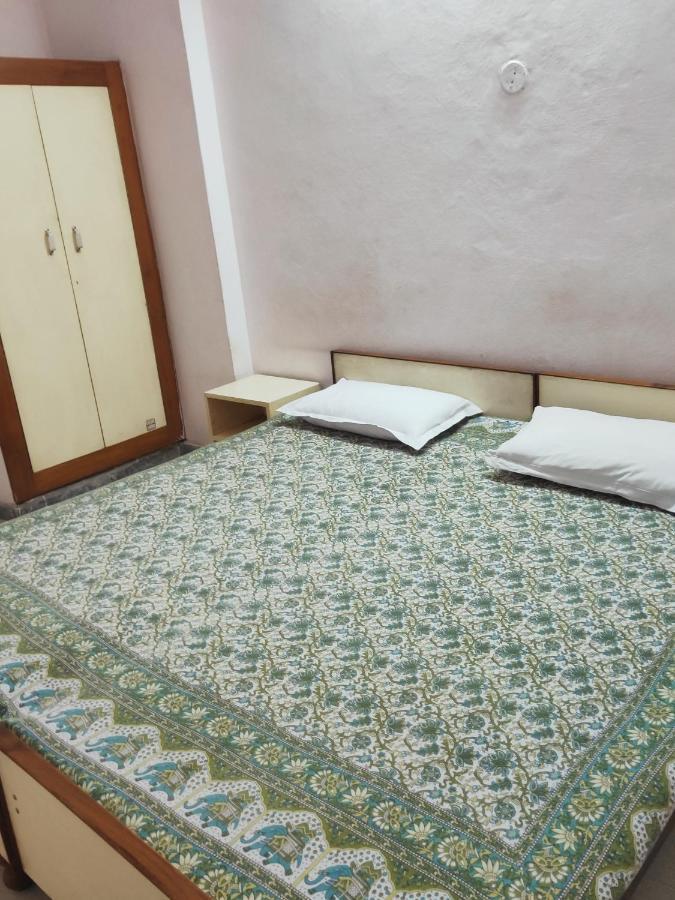 Jwala Niketan Guesthouse Private Rooms Jaipur Exterior photo
