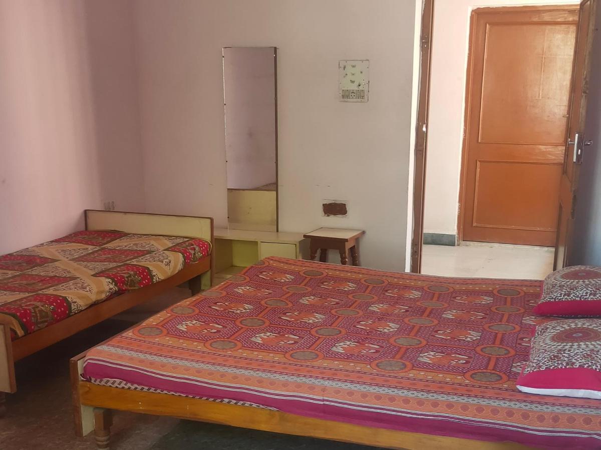 Jwala Niketan Guesthouse Private Rooms Jaipur Exterior photo